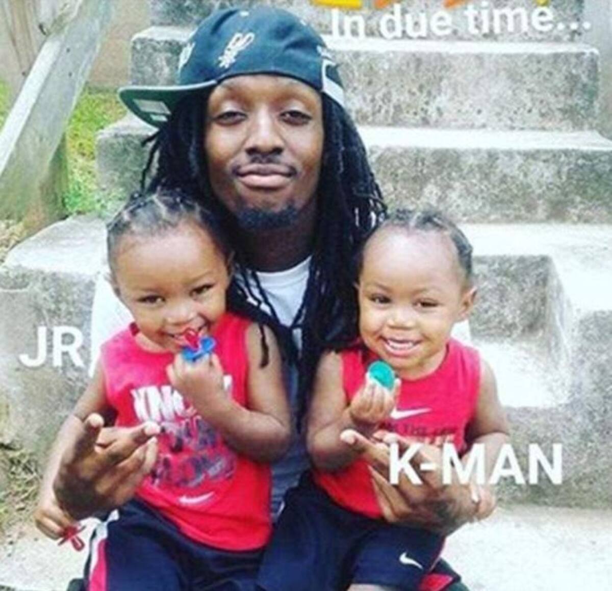 Lamora hizo videollamada a su esposo Jameel Penn para enseñarle lo que les hizo a sus bebés. Foto: WSB-TV vía NYP