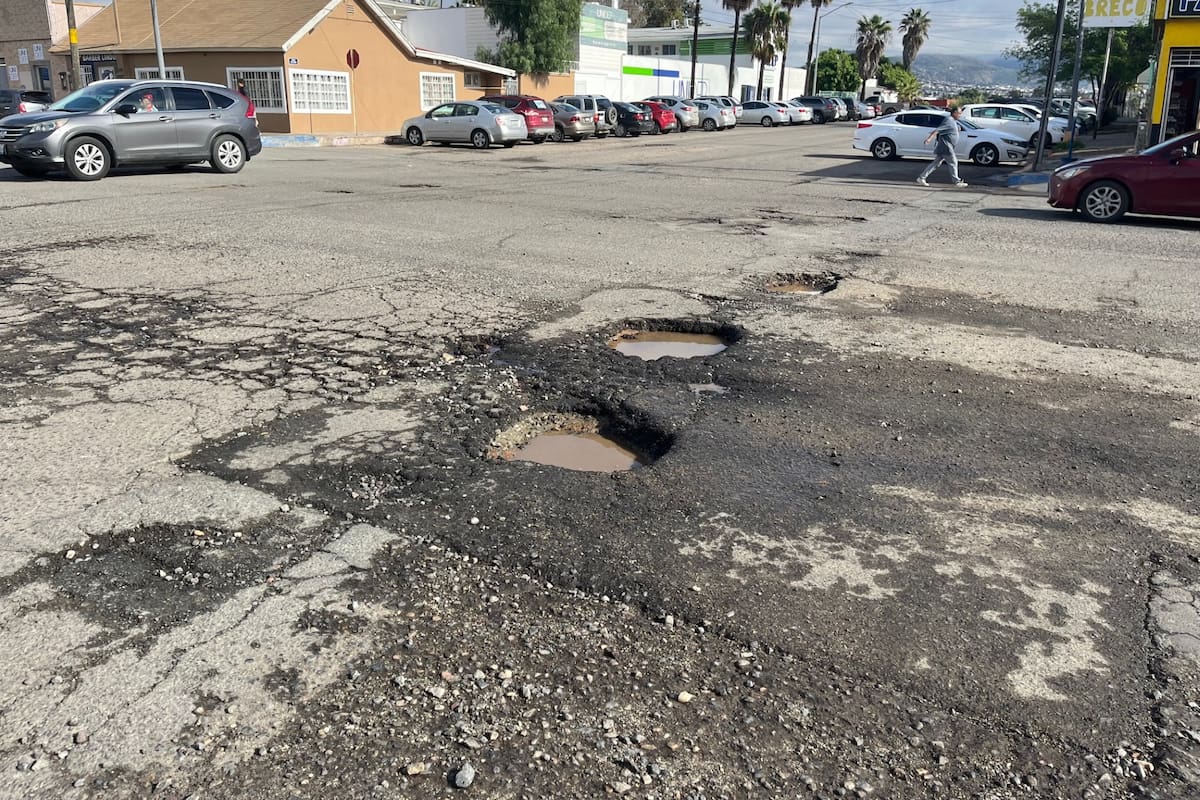 90% de las calles de Ensenada presentan deterioro