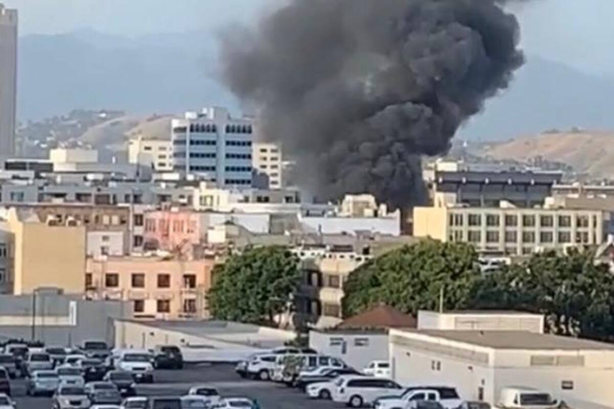 Explosión en Los Ángeles deja 10 bomberos heridos