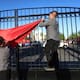 Regresan a clases en la Unison tras levantarse huelga del Steus; aún amenaza paro del Staus