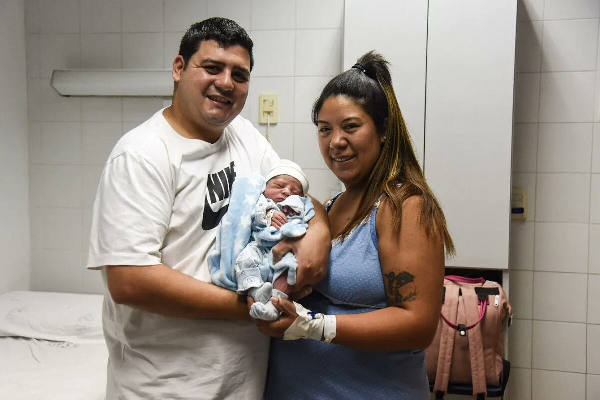 En Honor a Messi, nombran Lionel al primer bebé del 2022 de Rosario, Argentina