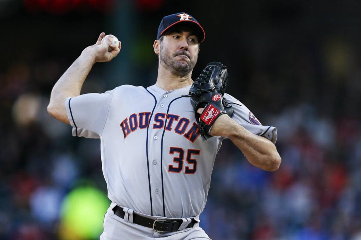 Verlander supera a Cy Young en la lista de ponches