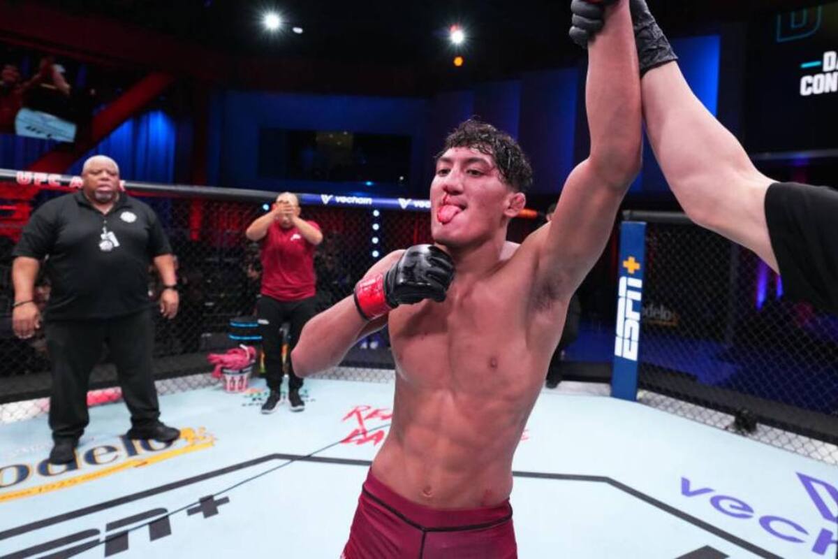 El mexicano Raúl Rosas Jr. se convierte en el peleador más joven de la historia en firmar con UFC