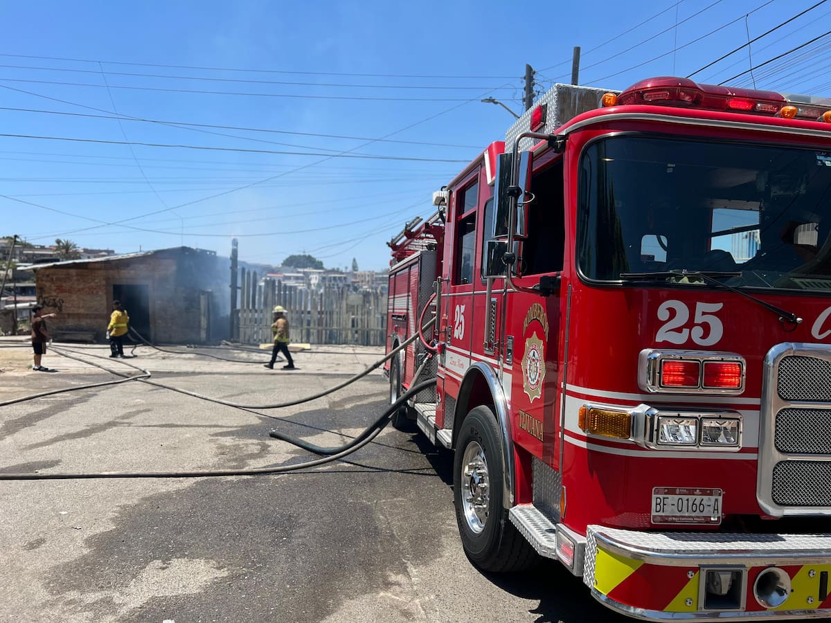 El siniestro fue atendido por 10 elementos de bomberos.