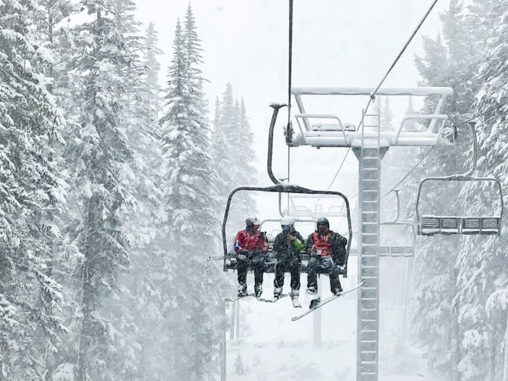 Naturaleza y esquí en Greer: vive el invierno en Sunrise Park Resort, Arizona