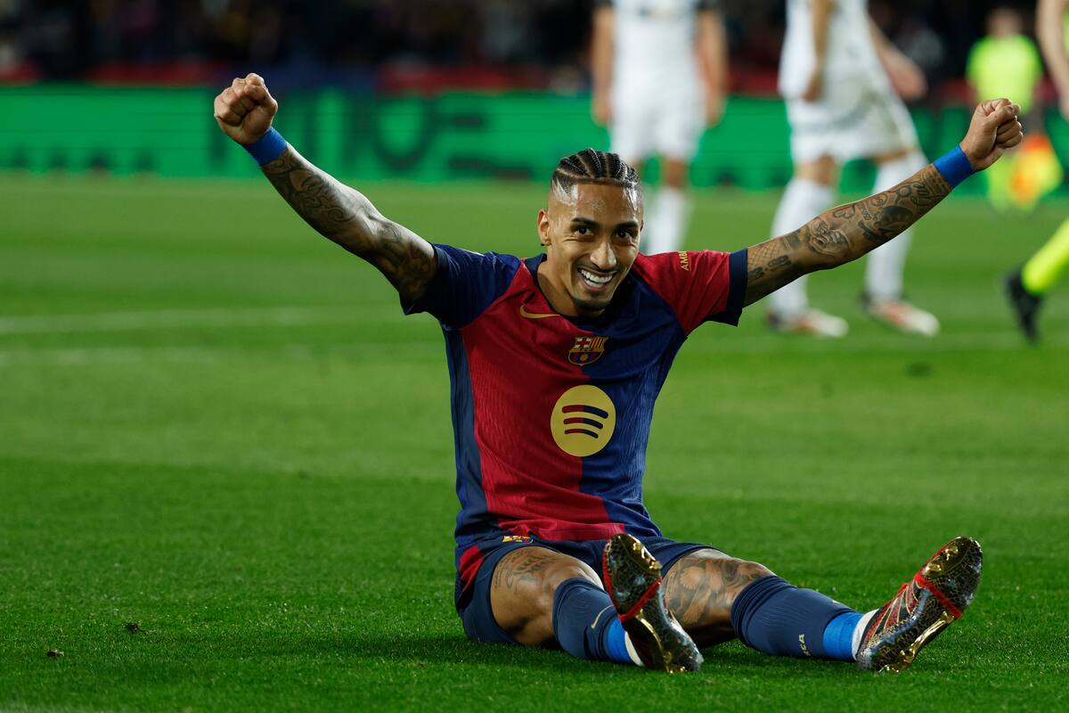 Barcelona destroza al Valencia 7-1 y no se rinda en la lucha lucha por LaLiga