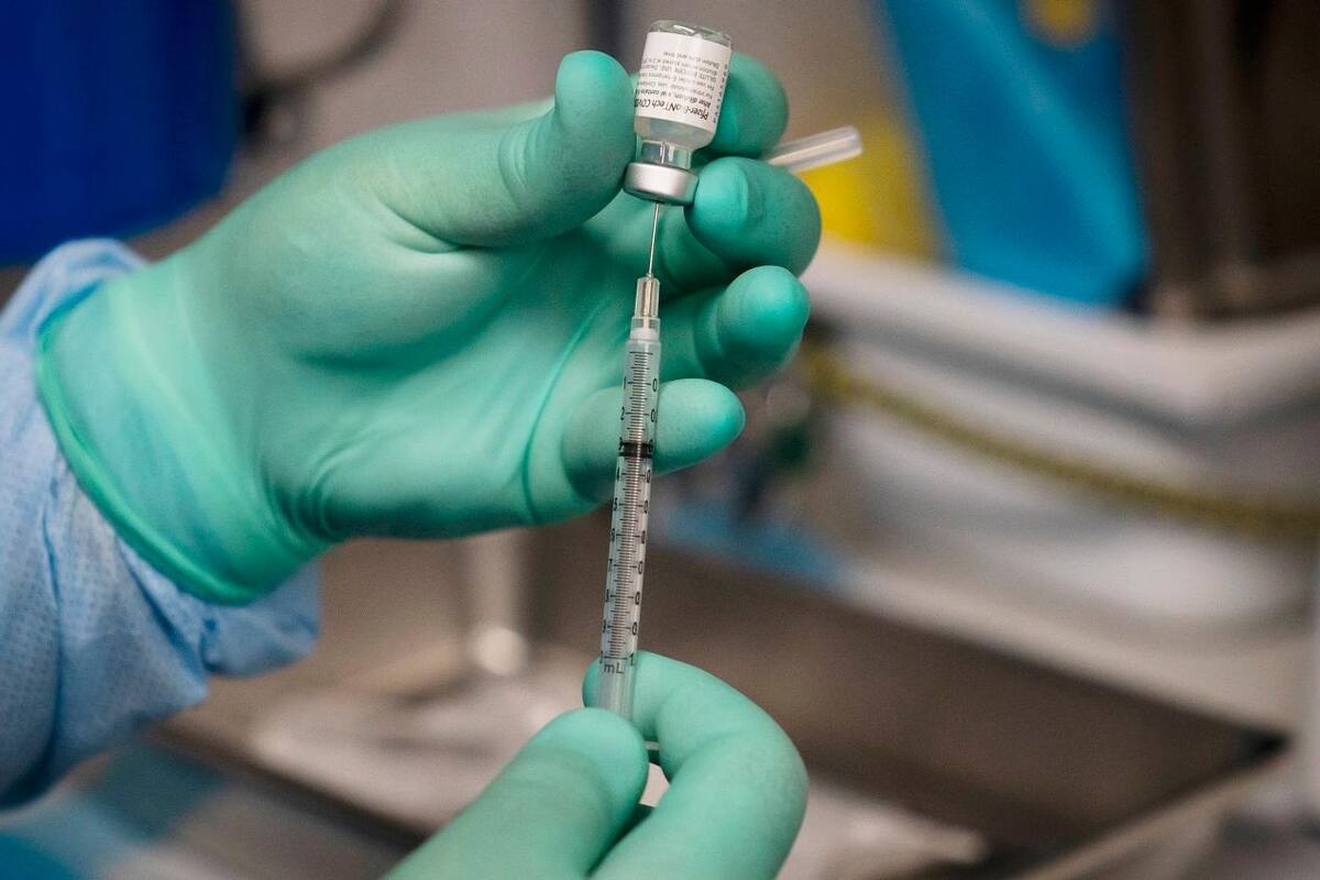 Estados Unidos: Expertos comienzan a debatir una posible tercera dosis de Pfizer