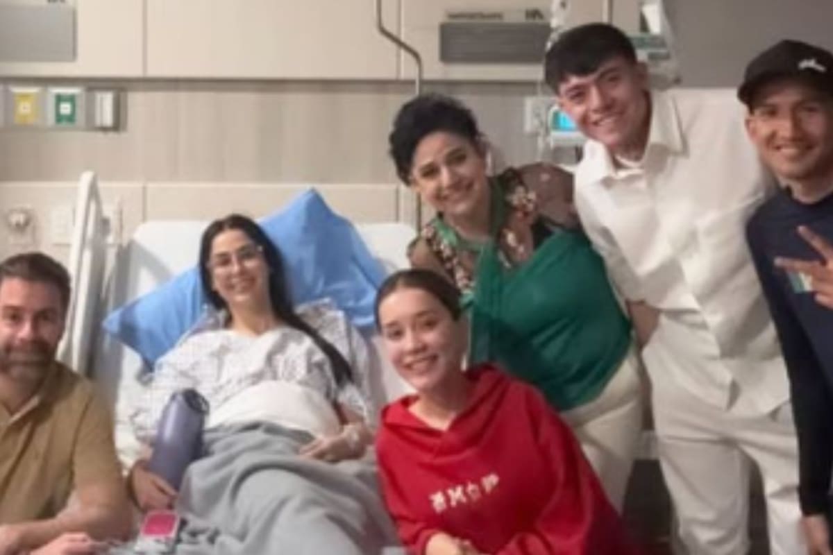 Lupita Villalobos reaparece junto a su esposo Juan tras rumores de divorcio: la acompaña en el hospital