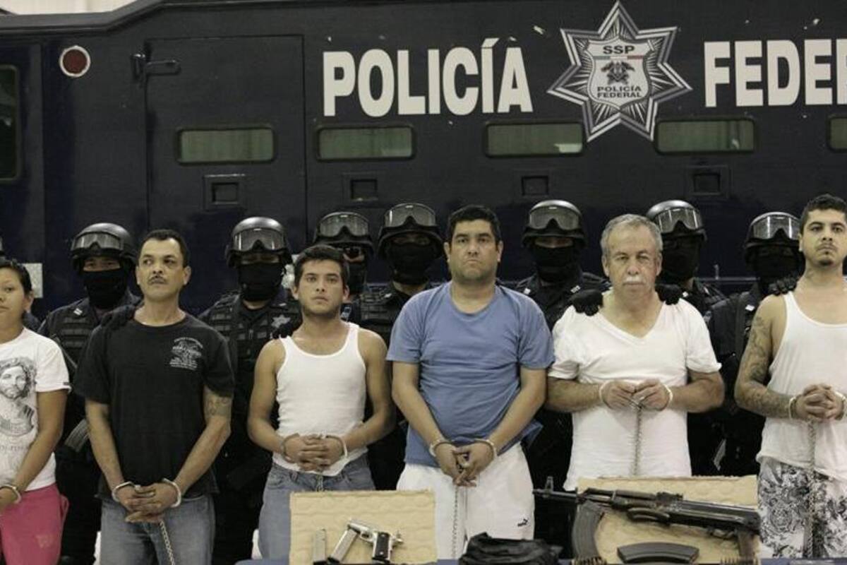 México extradita a EU a presuntos miembros de los Zetas