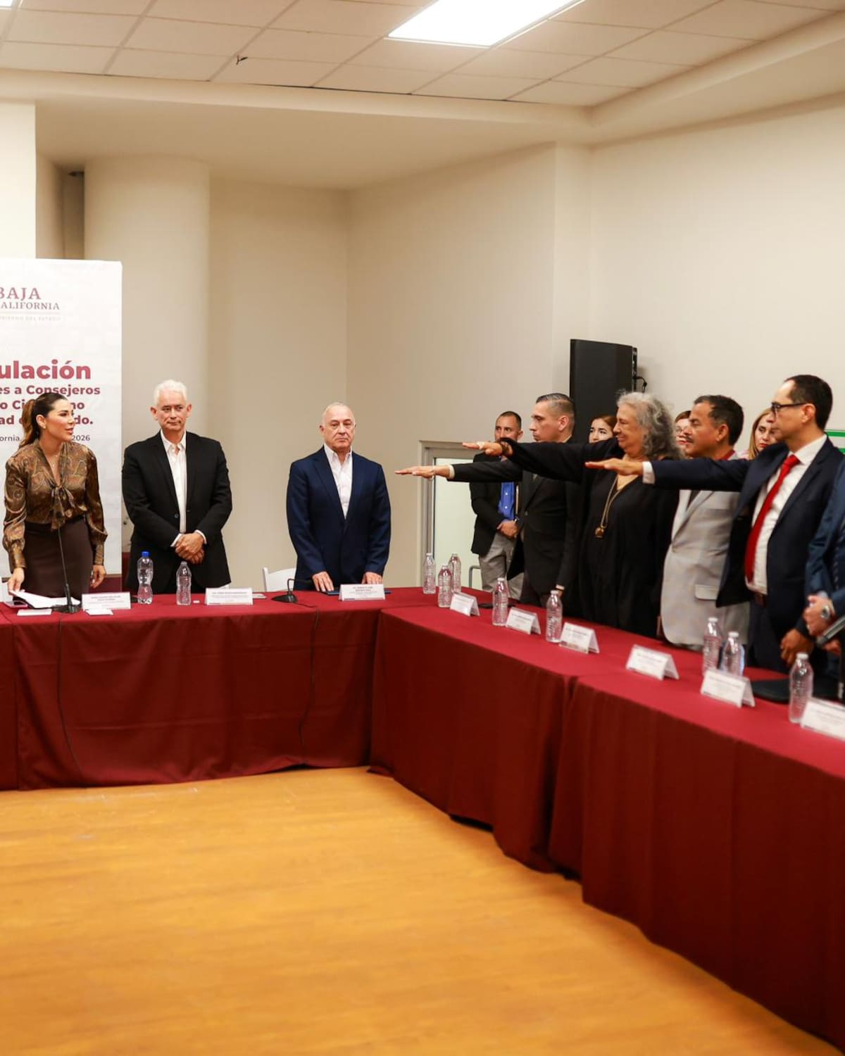 Las nuevas consejeras y consejeros ciudadanos asumirán funciones honoríficas para fortalecer la participación de la sociedad civil en las estrategias de seguridad y pacificación en Baja California. Foto: Cortesía