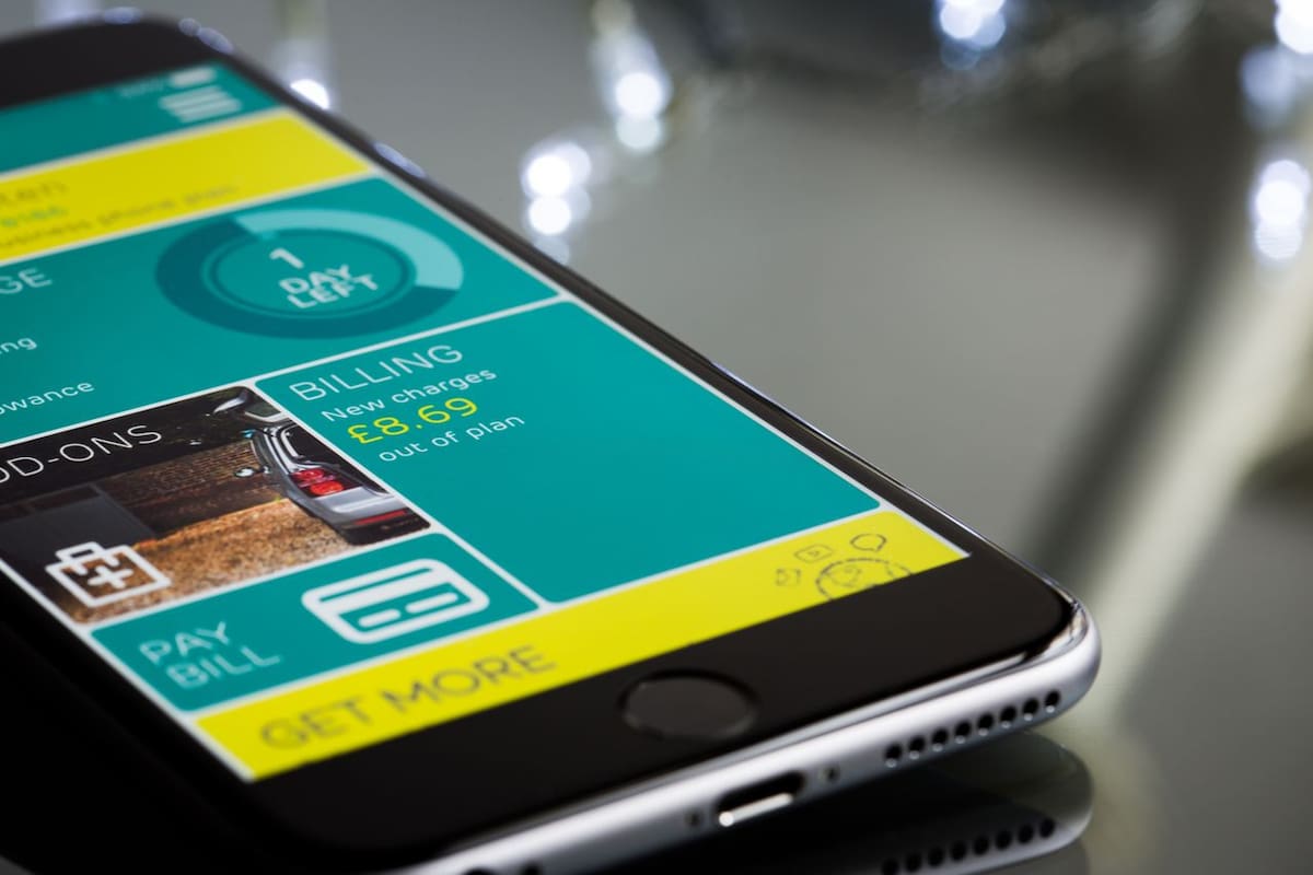 La mayoría de las redes sociales incorpora una función de ahorro de datos. Al activarla desde el apartado de configuración, la aplicación reduce la calidad de imágenes, videos y otros contenidos cuando el dispositivo utiliza datos móviles. | Foto: Pexels