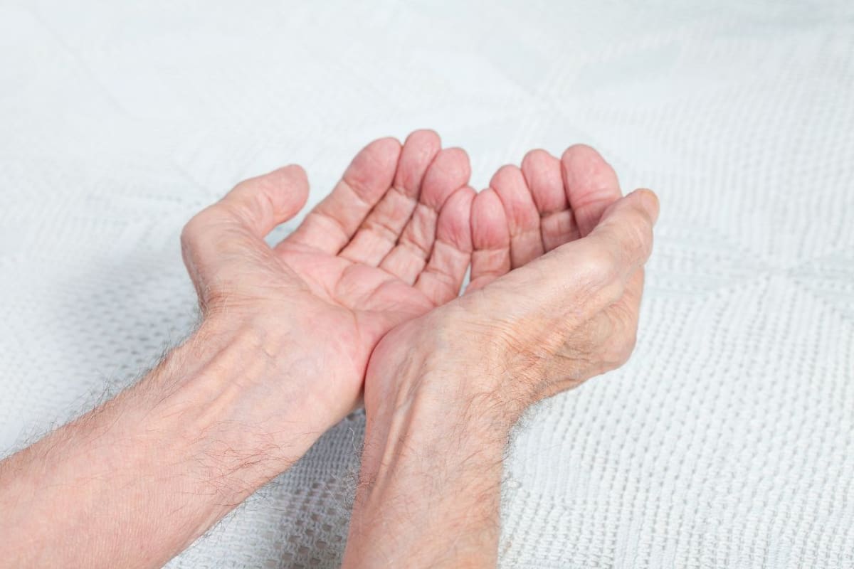 Cómo cuidar tus manos para evitar que revelen tu edad