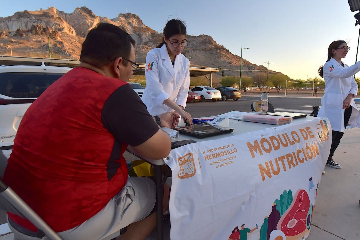 Hermosillo lleva consultas nutricionales gratuitas a tres sectores de la ciudad con atención personalizada para personas interesadas en mejorar su alimentación