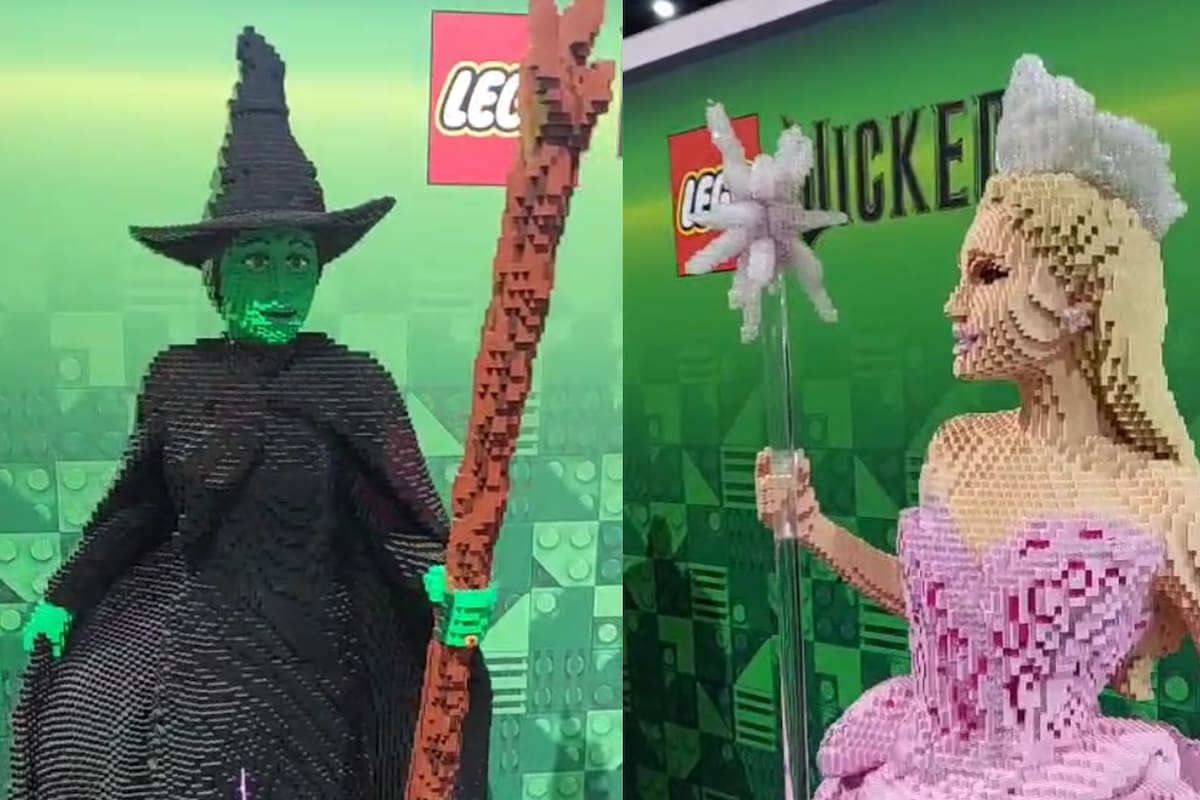 Ariana Grande y Cynthia Erivo versión Lego, presentes en el Comic Con