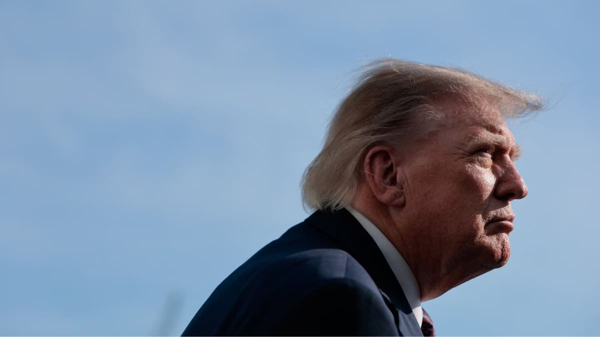 Donald Trump descartó prohibir las exportaciones de diésel de Estados Unidos mientras el G7 acordó liberar reservas para aumentar la oferta y contener la presión sobre los precios. (REUTERS)