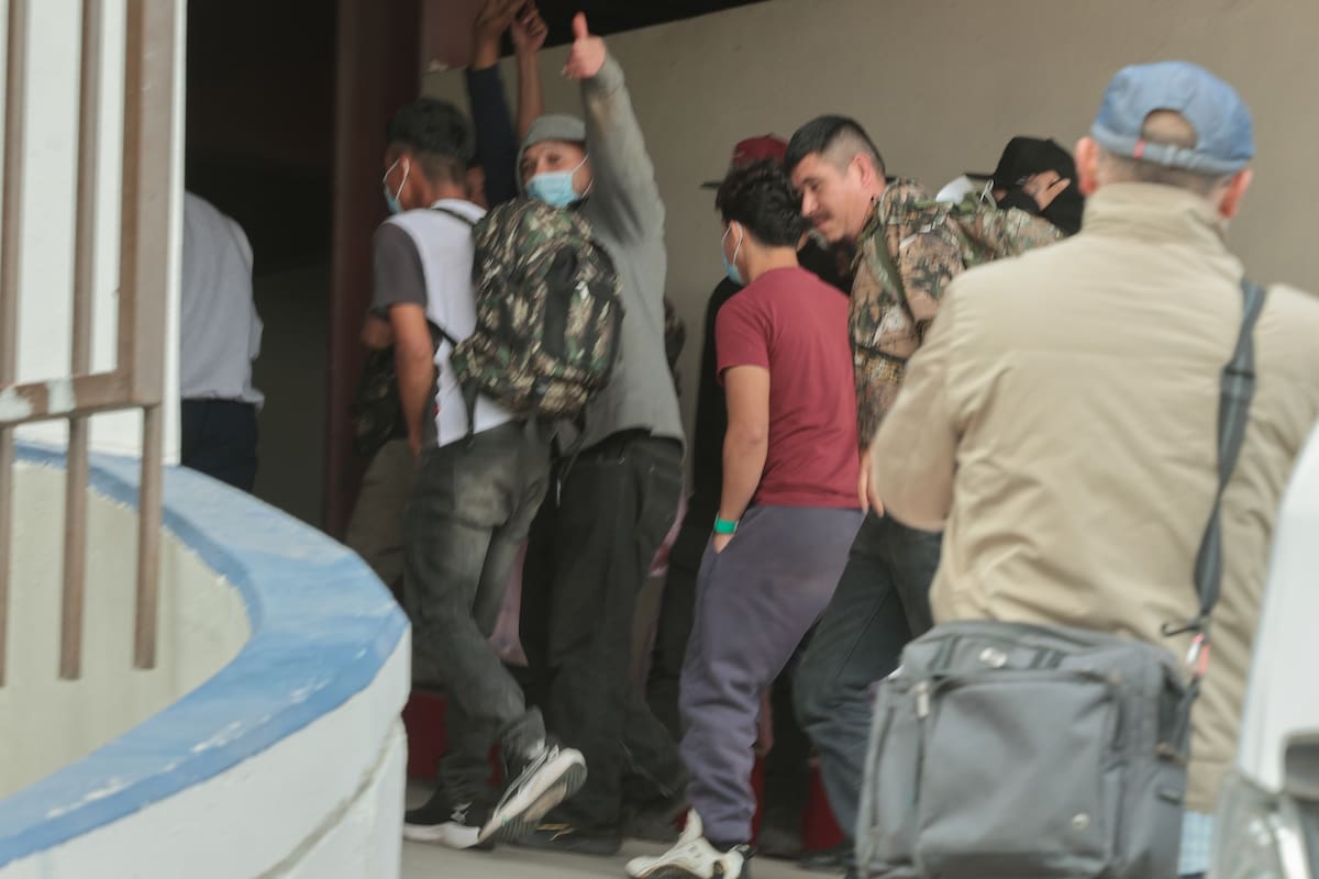 900 migrantes fueron aprehendidos por el INM por estatus irregular