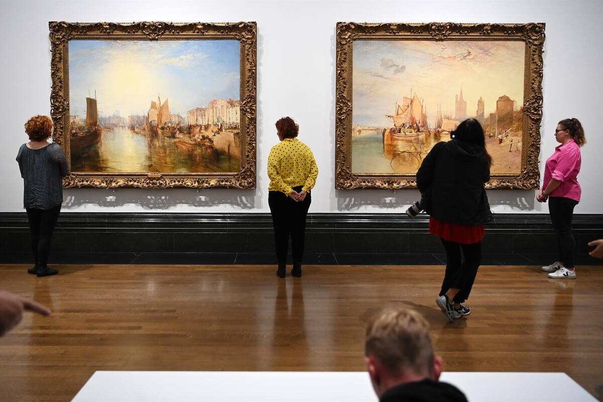 Activistas lanzan sopa a obra de Van Gogh en protesta climática