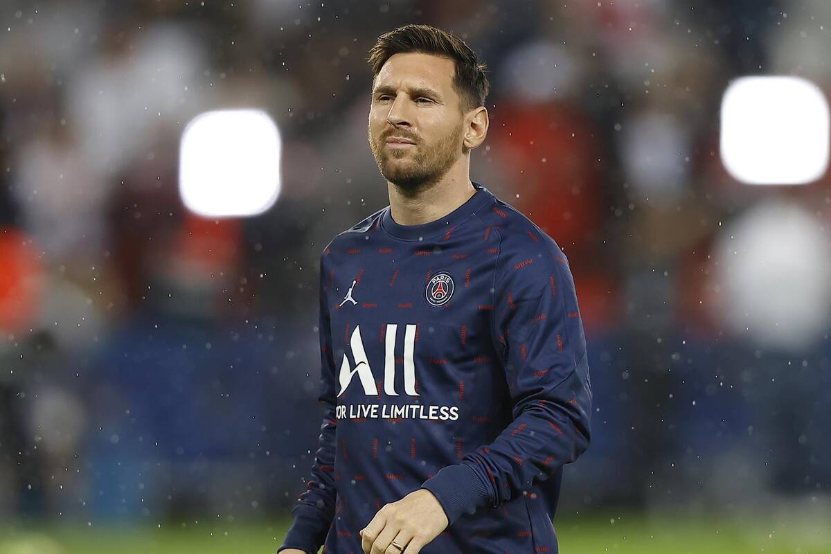 Lionel Messi presenta lesión en la rodilla, confirma PSG