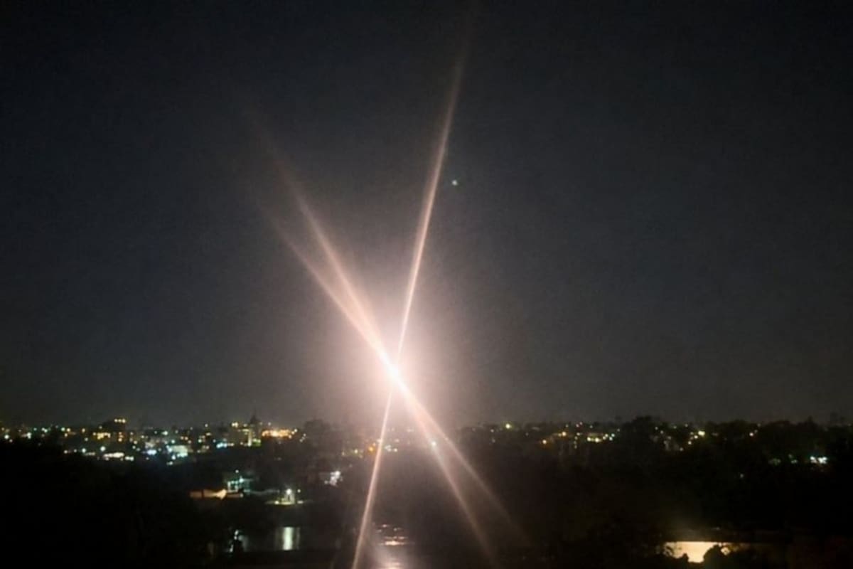 El ejército de Estados Unidos derriba por primera vez tres drones de cárteles con un sistema láser de alta energía en la frontera con México