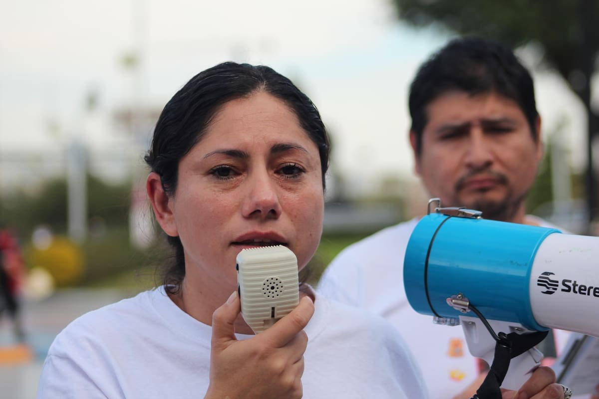 Familiares de víctimas de hechos viales relacionados con conductores en estado de ebriedad se manifestaron en la Plaza de los Tres Poderes para exigir justicia por casos ocurridos en Baja California. Foto : Cortesia