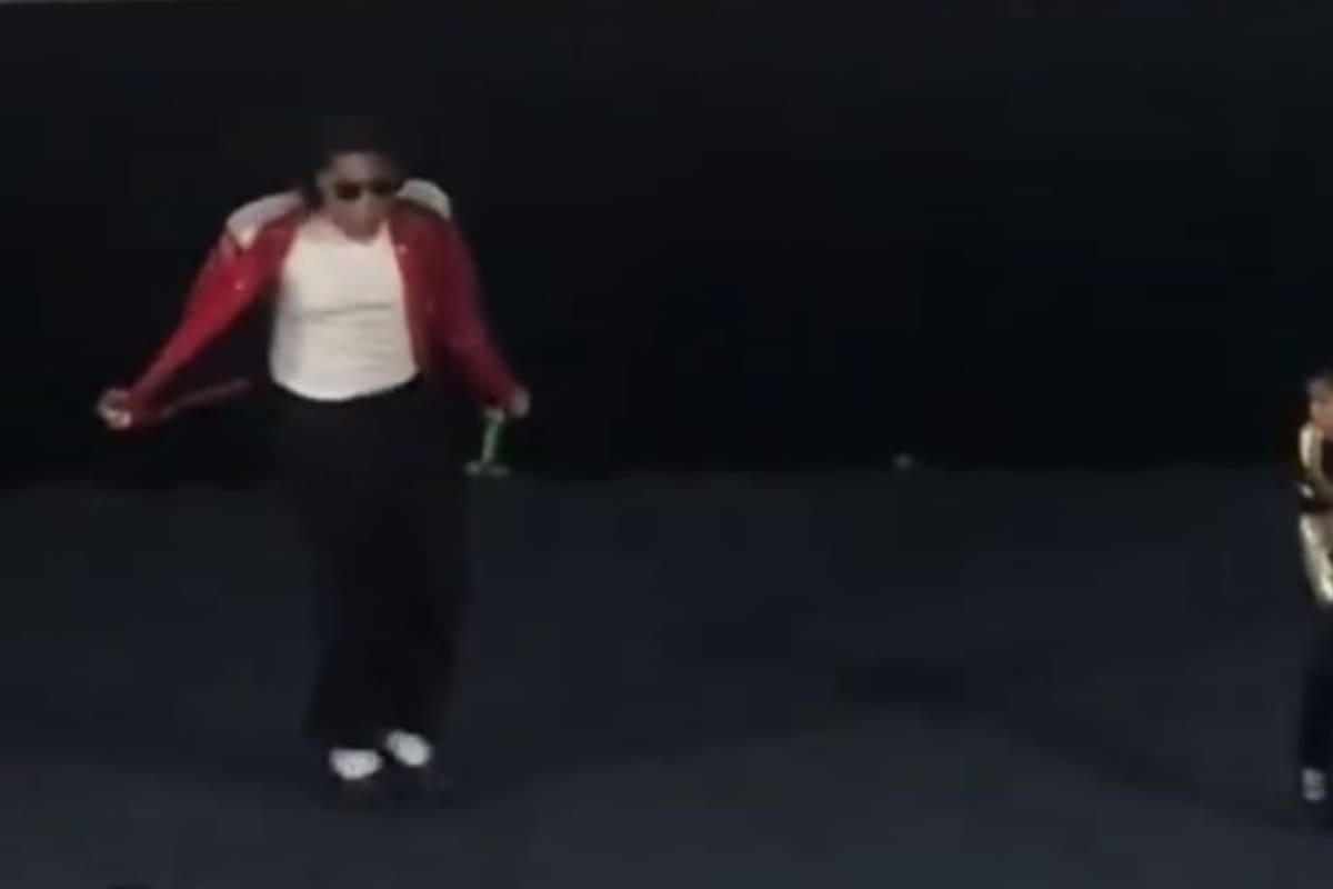 ¡Mini Michael Jackson se roba el cine en México! Fans convierten función en pista de baile
