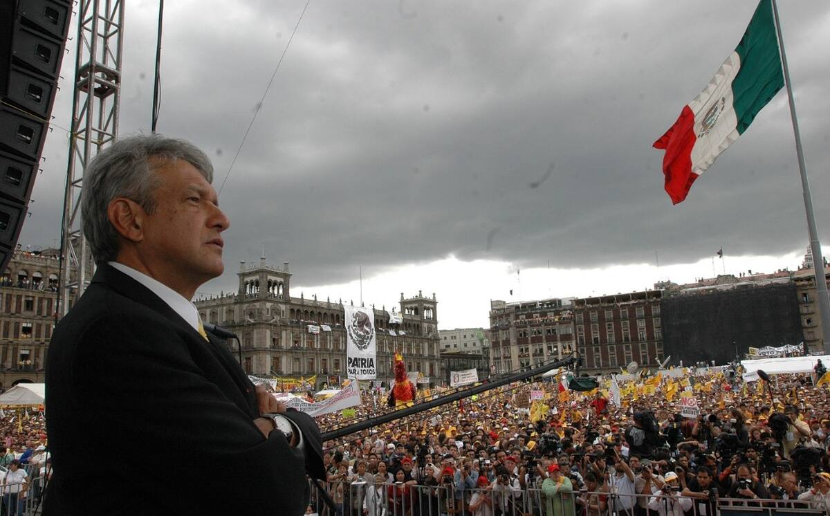 Lorenzo Córdova recuerda como parteaguas el "voto por voto, casilla por casilla", que AMLO pidió en 2006; tras ello se implementaron varios cambios en el INE para el recuento. | Especial