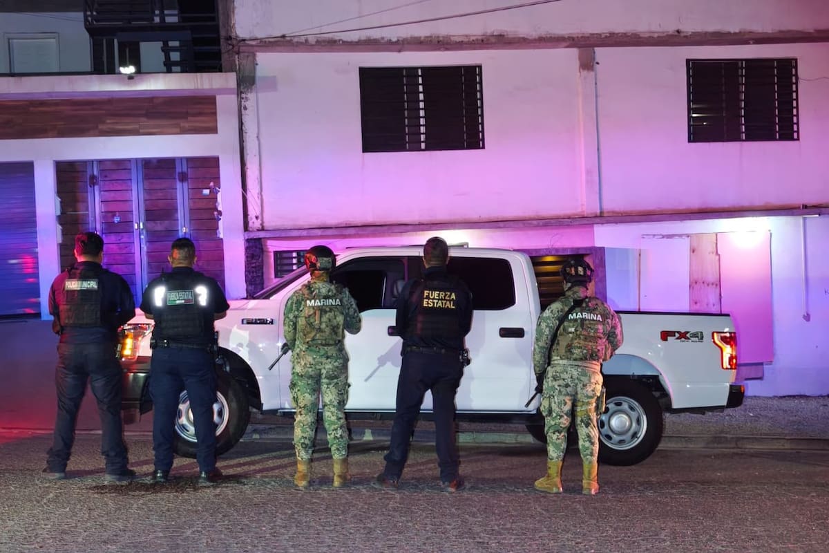 Aseguran en Rosarito una “patrulla clonada” durante operativo de seguridad