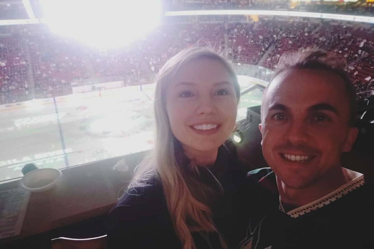 Frankie Muniz habla sobre su boda con Paige Price