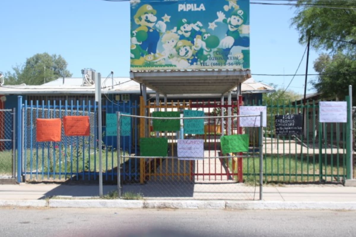 Toman jardín de niños “Pípila” por falta de personal de intendencia