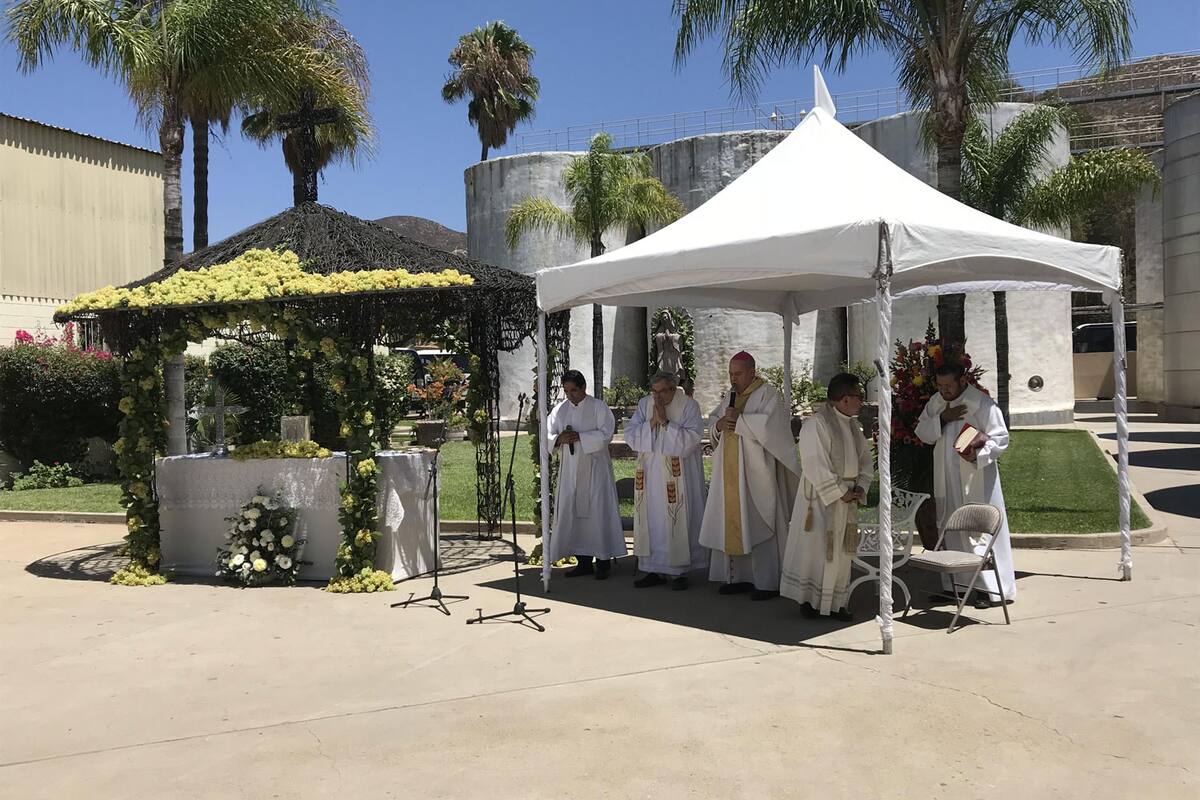 Inician con misa Fiestas de la Vendimia