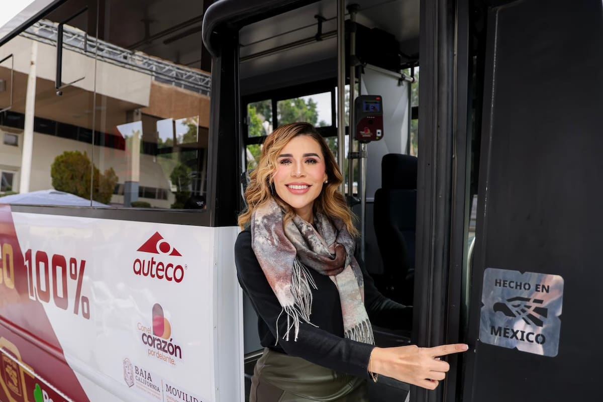 Pone en marcha gobernadora Marina del Pilar primera ruta de transporte eléctrico en Mexicali