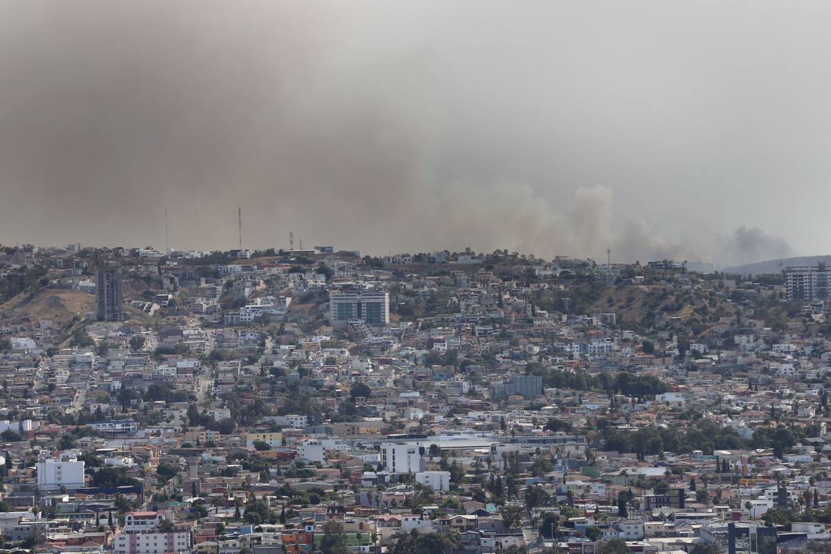 Alertan por incedios debido a condición Santa Ana en Tijuana