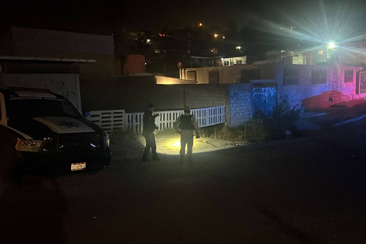 Matan a hombre a tiros en el cauce de un arroyo en Rosarito