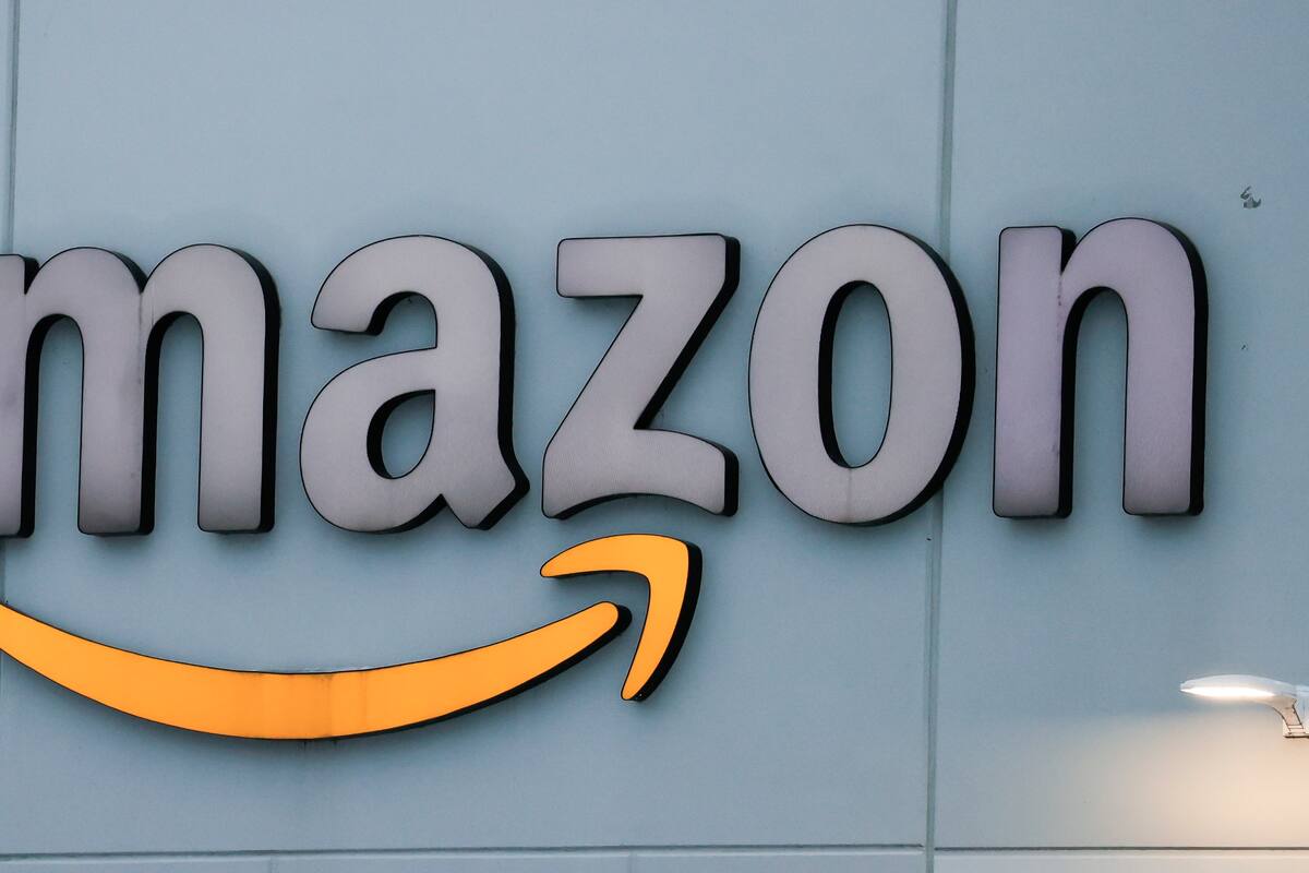 Amazon pagará grados universitarios para retener a 750 mil empleados en EU