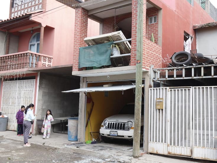 Explosión por acumulación de gas deja dos mujeres lesionadas en Villas del Sol