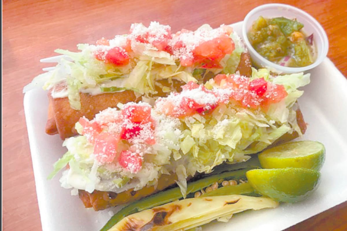 Representa comida callejera a nogalenses