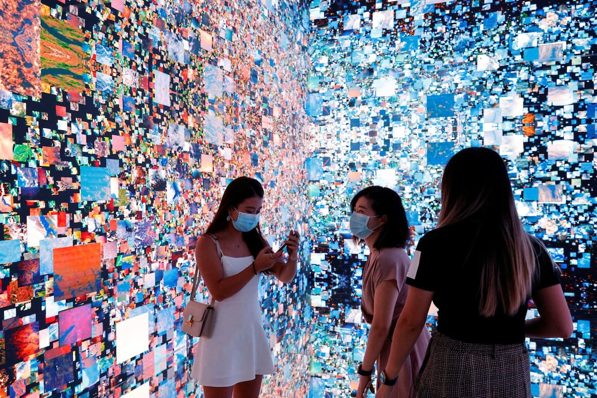 Uno de cada tres hombres de la Generación Z considera que una esposa debe obedecer siempre a su marido, según estudio global aplicado en 29 países a 23 mil personas