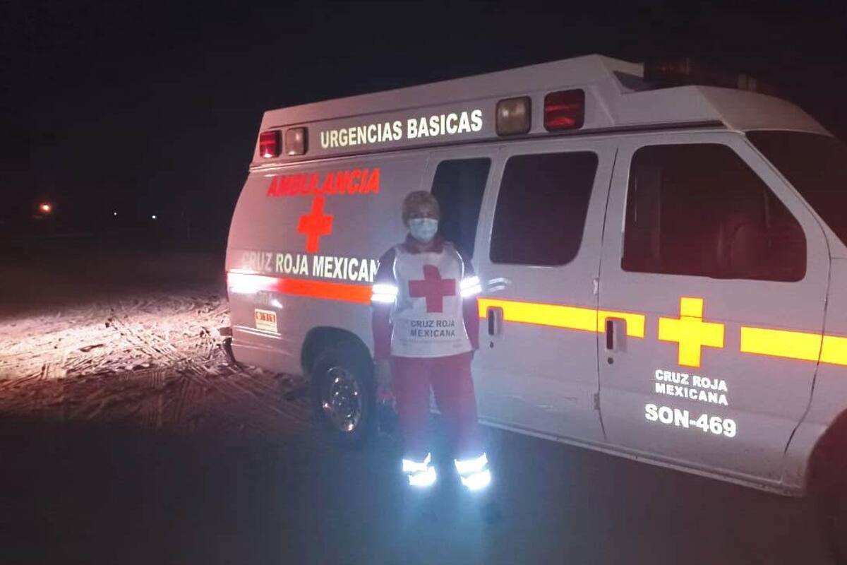 Día de la mujer en Sonora: Satisface a Azucena poder conducir una ambulancia de Cruz Roja en Etchojoa