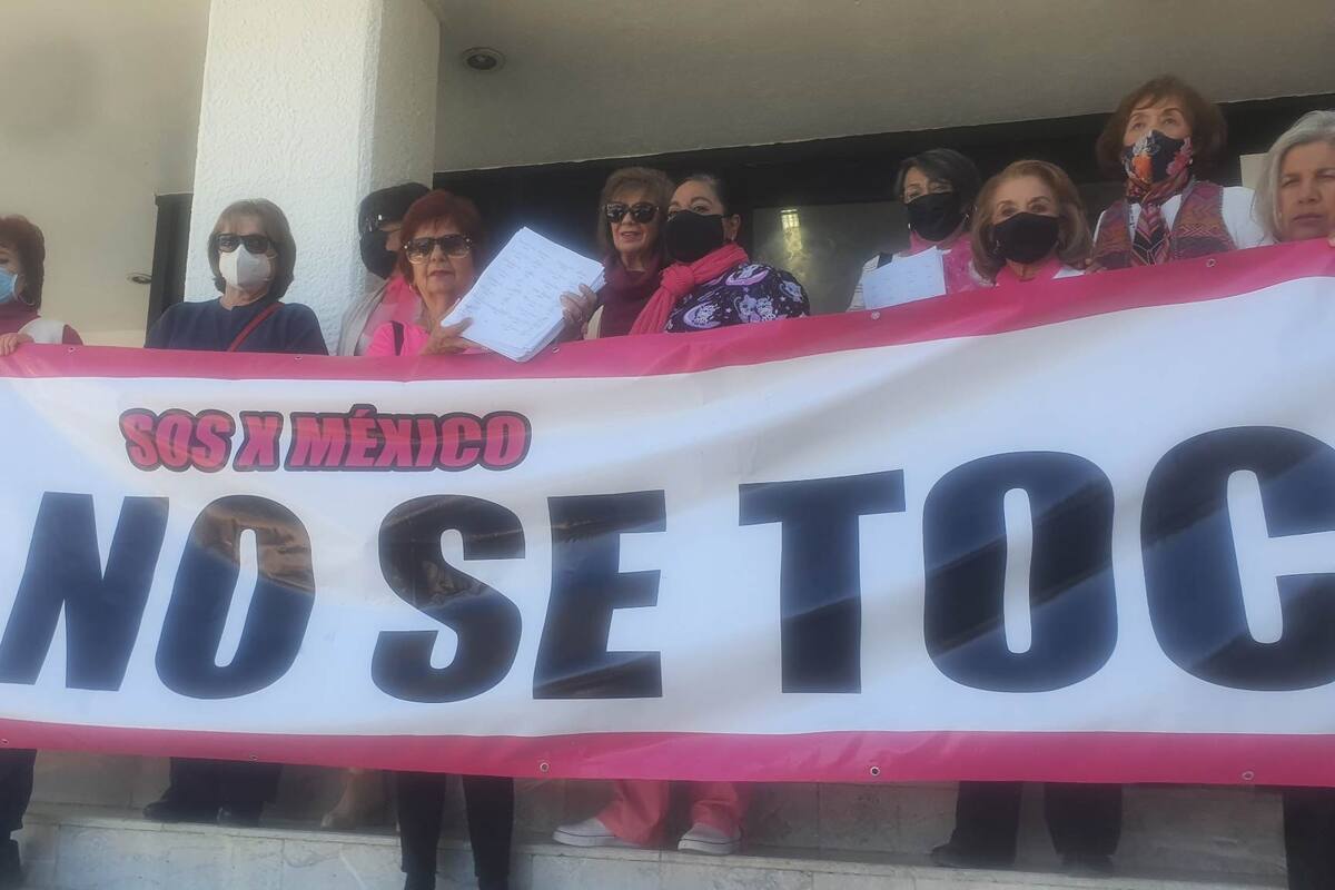 Agrupación ciudadana entrega dos mil firmas al Congreso del Estado para que no se apruebe la Reforma Electoral