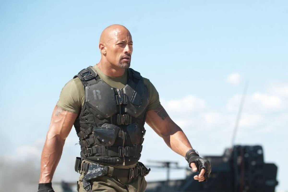 'La Roca' y Danny DeVito se 'cuelan' a una boda en México | Noticias de ...