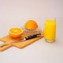 Experto en microbiota advierte que un vaso de 250 mililitros de jugo de naranja puede contener entre 20 y 25 gramos de azúcar y explica por qué recomienda comer la fruta entera