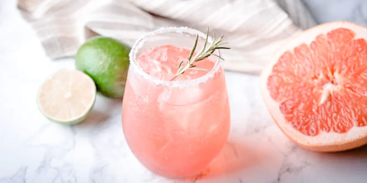 Siesta. Equilibrio perfecto entre cítricos y amargor, con un toque de Campari.