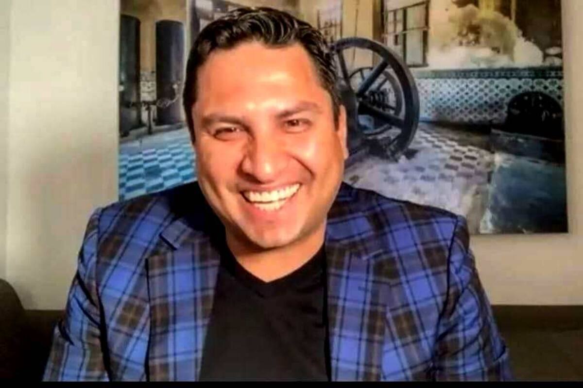 'Santo que no es visto no es adorado': Julión Álvarez prepara concierto vía streaming