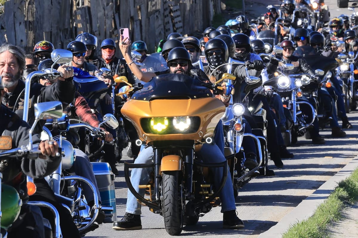 Más de 500 motociclistas de la región participaron en el MoTOYcycle 2026 para entregar juguetes a niños vulnerables de Tijuana. Foto: Sergio Ortiz