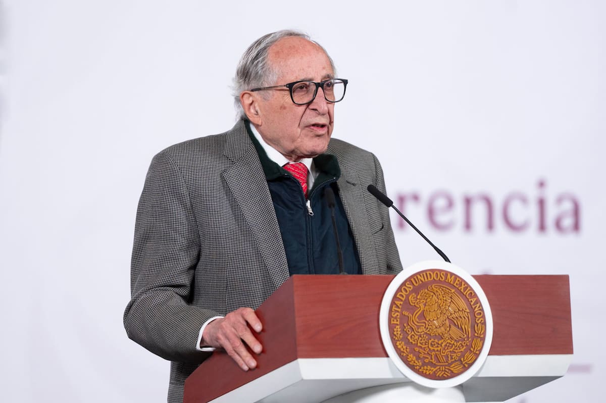 Cuauhtémoc, Ciudad de México. 11 de febrero 2026. Conferencia de prensa matutina en el salón de la Tesorería de Palacio Nacional. La acompañan: David Kershenobich, secretario de salud. | Foto: Saúl López EscorciaPresidencia