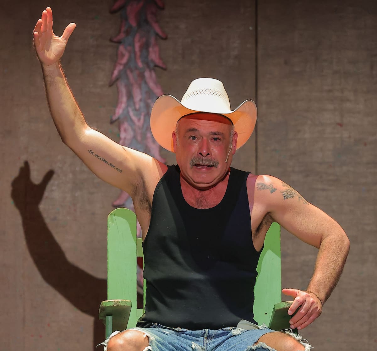 ‘Mundo’ es un personaje icónico del teatro sonorense; Irineo es su intérprete original. FOTO: ELEAZAR ESCOBAR