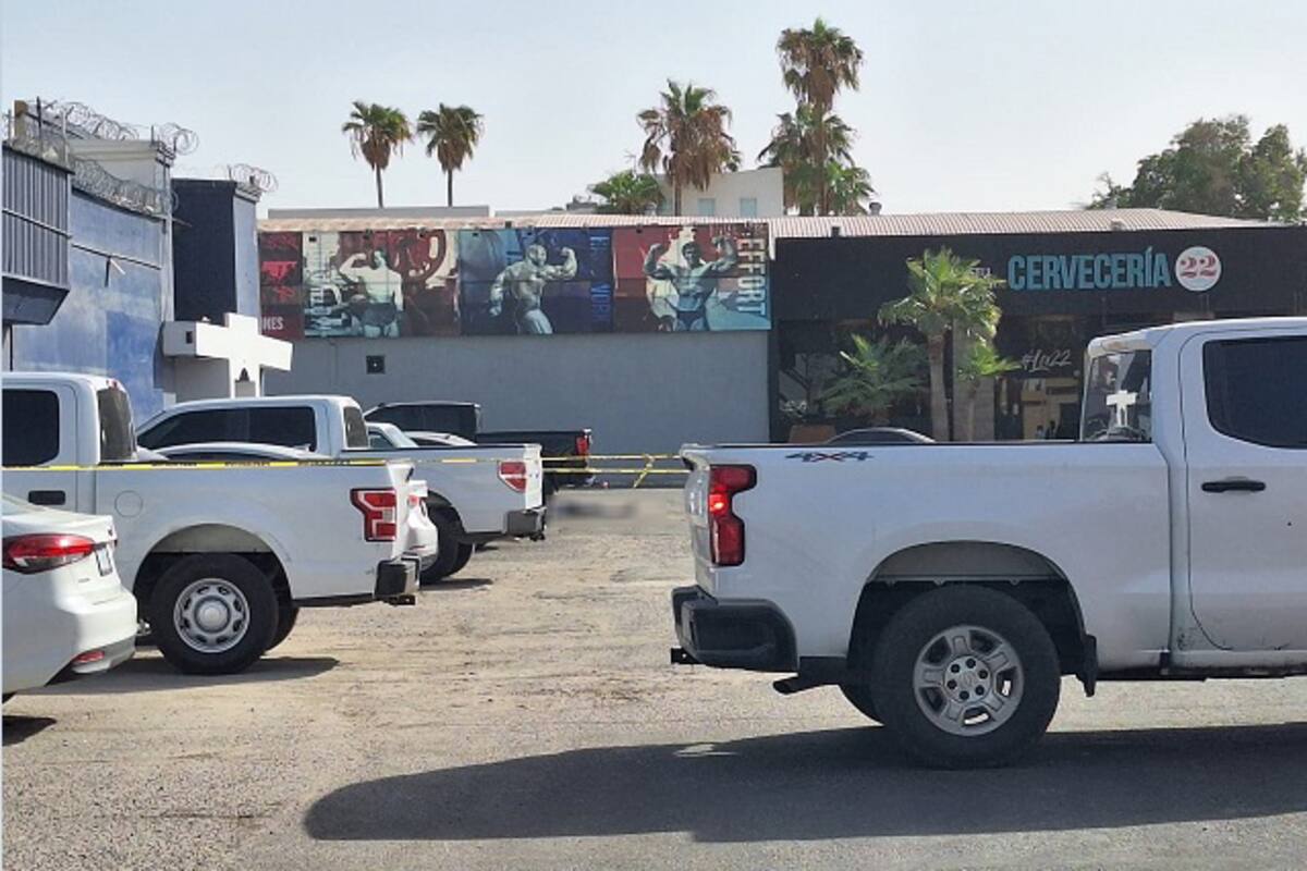 Ejecutan a constructor en plaza comercial