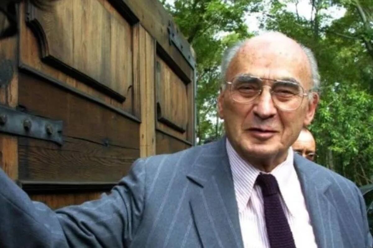 Cuestionan a AMLO ausencia de Luis Echeverría en propuesta de juicio a ex presidentes