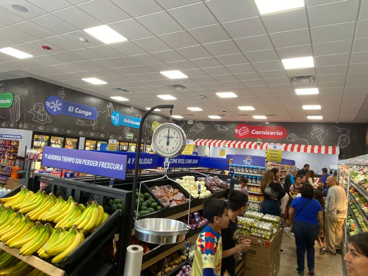 Este jueves se realizó la apertura de la sexta sucursal de Cali Súper Xpress en Misión de las Californias.