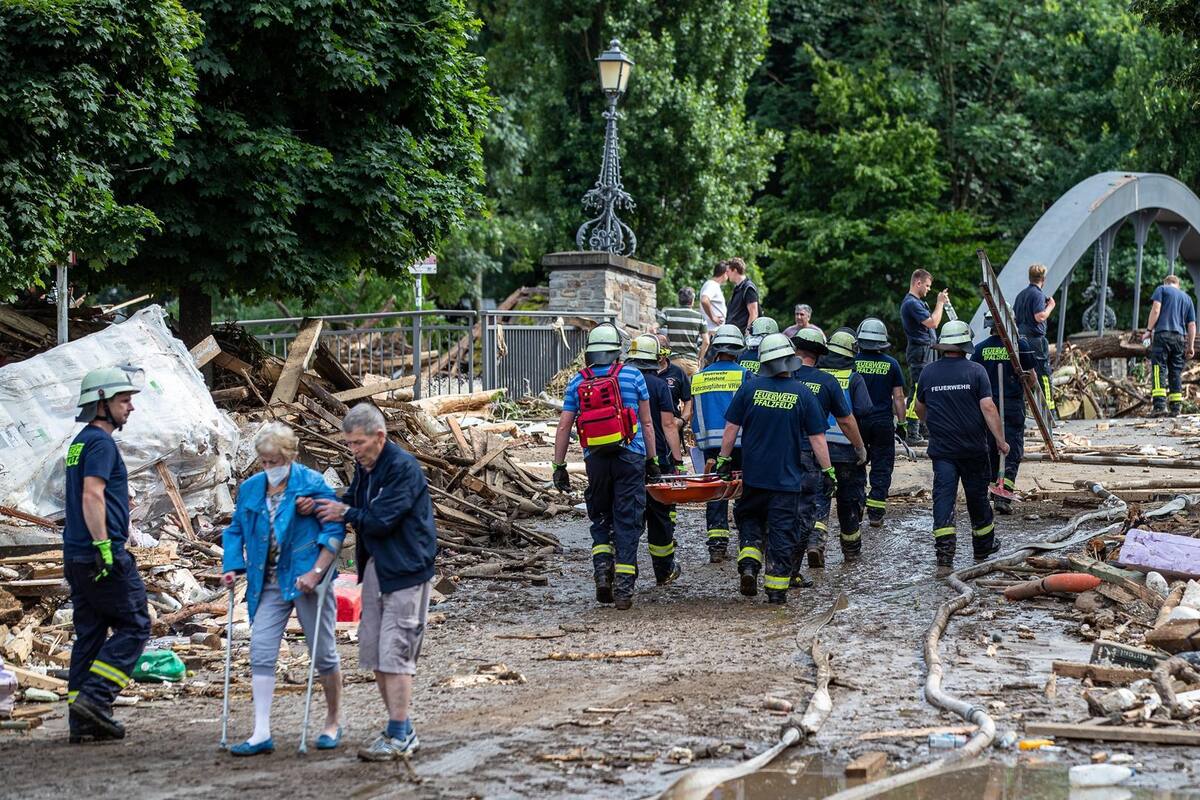 Reportan más de cien muertos en las devastadoras inundaciones en Alemania